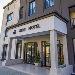 Sibb فندق تيرانا