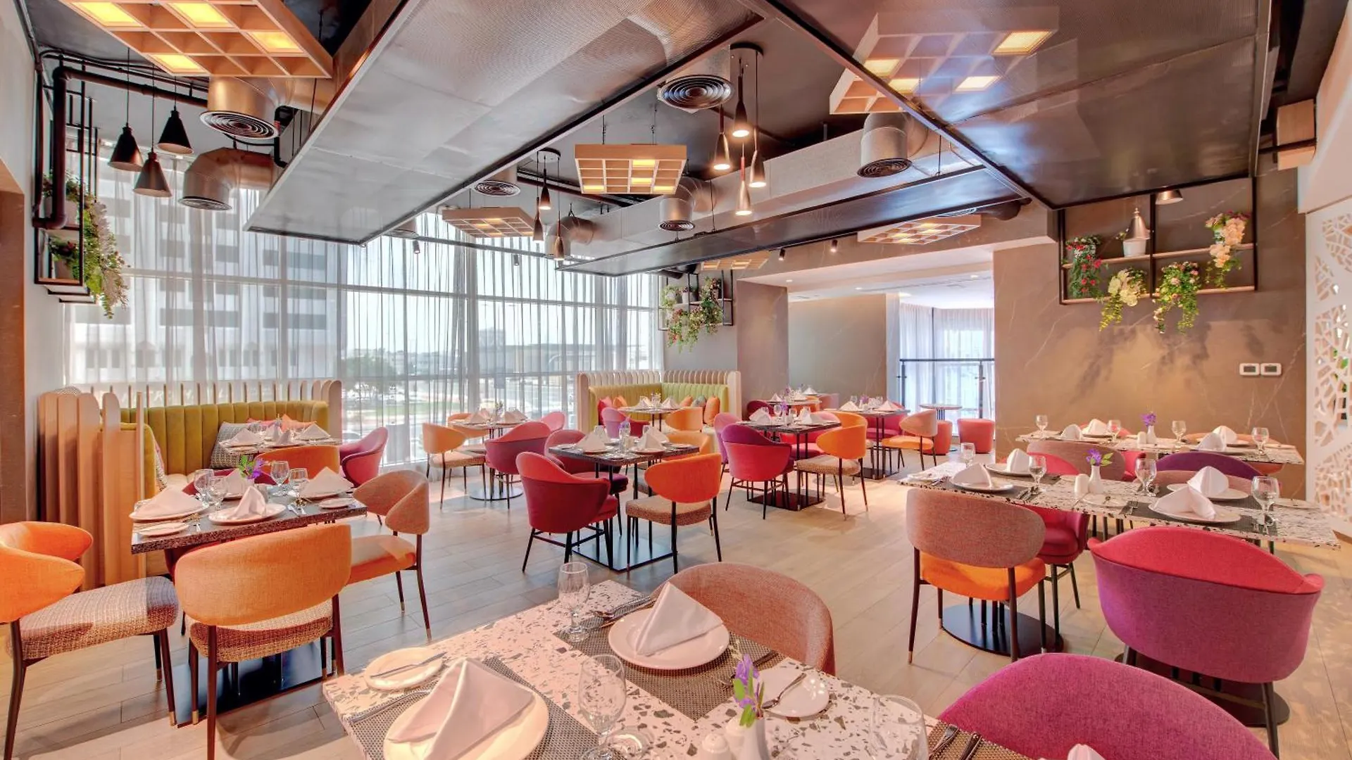 Hotel La Quinta By Wyndham Abu Dhabi Al Wahda